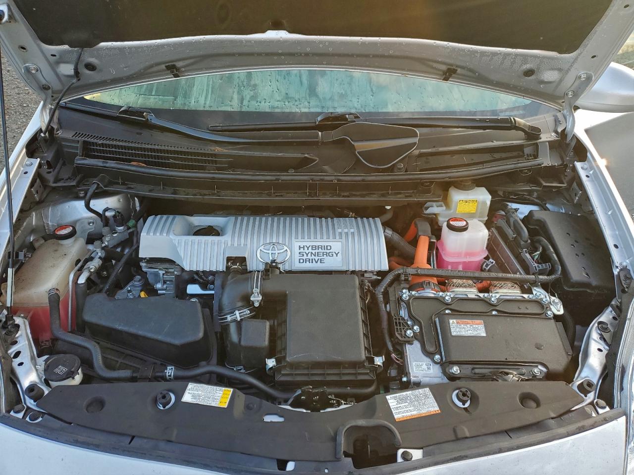 2015 TOYOTA PRIUS photo 23