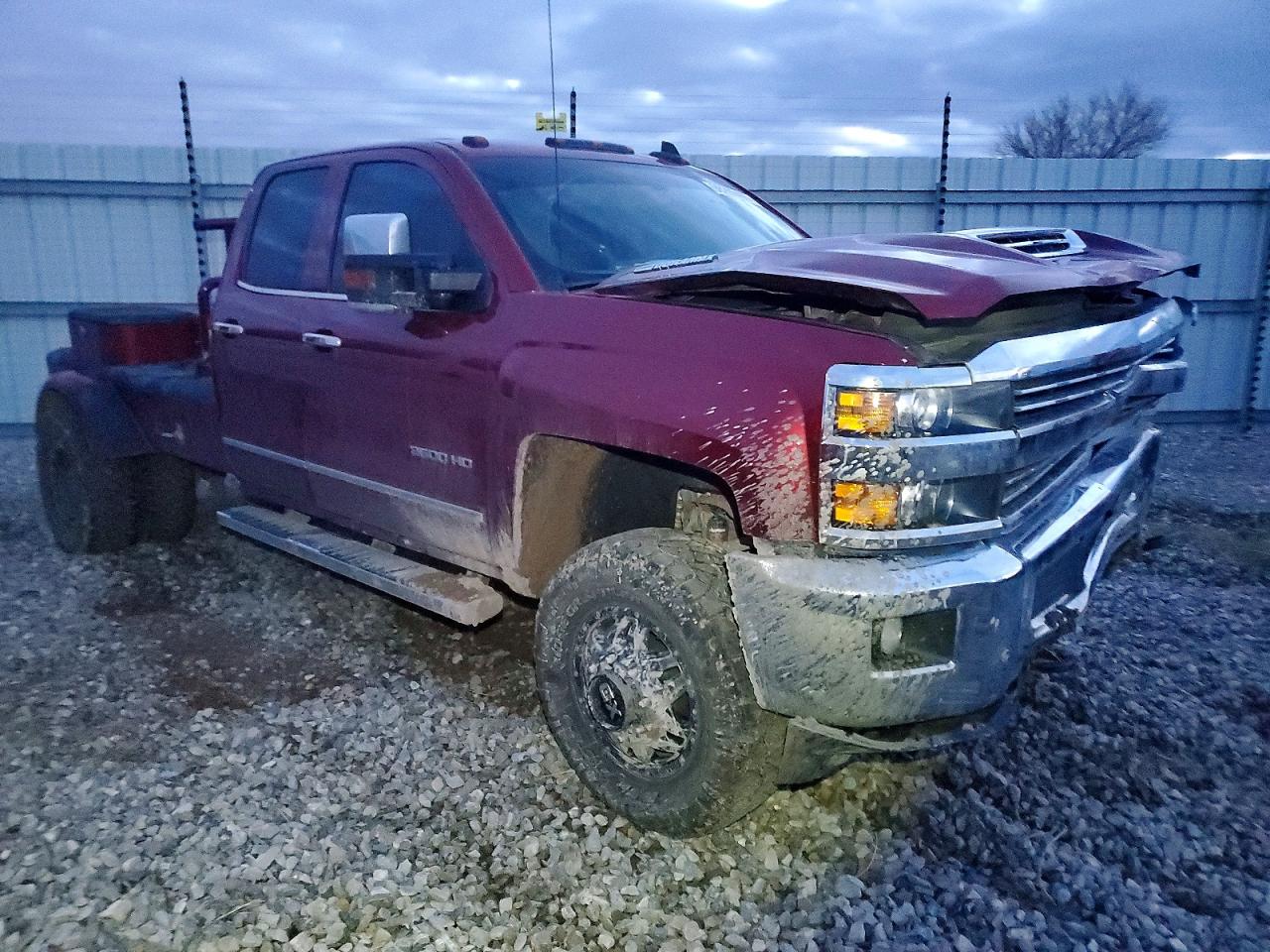2018 CHEVROLET SILVERADO K3500 LTZ photo 4
