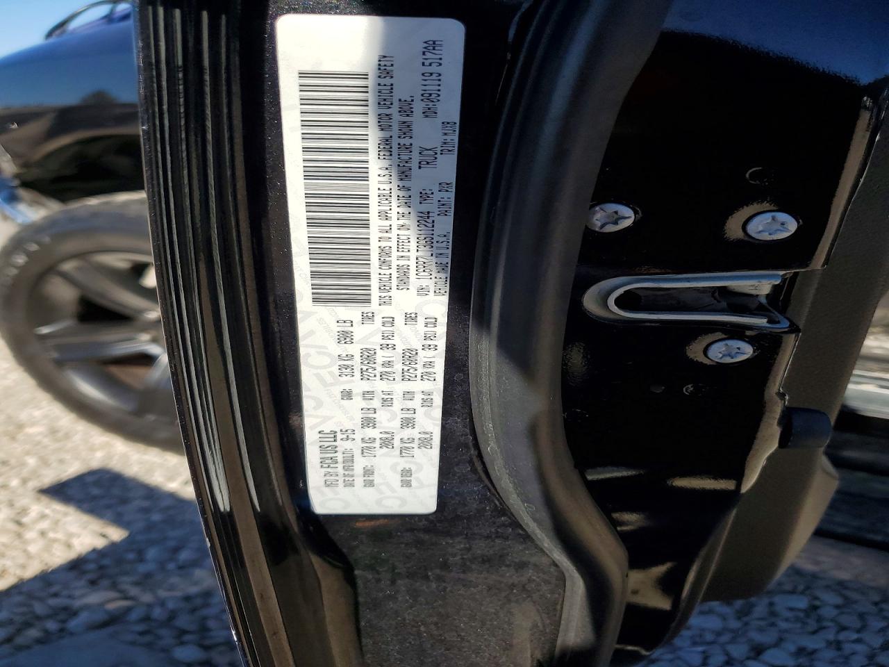 2016 RAM 1500 SLT photo 12