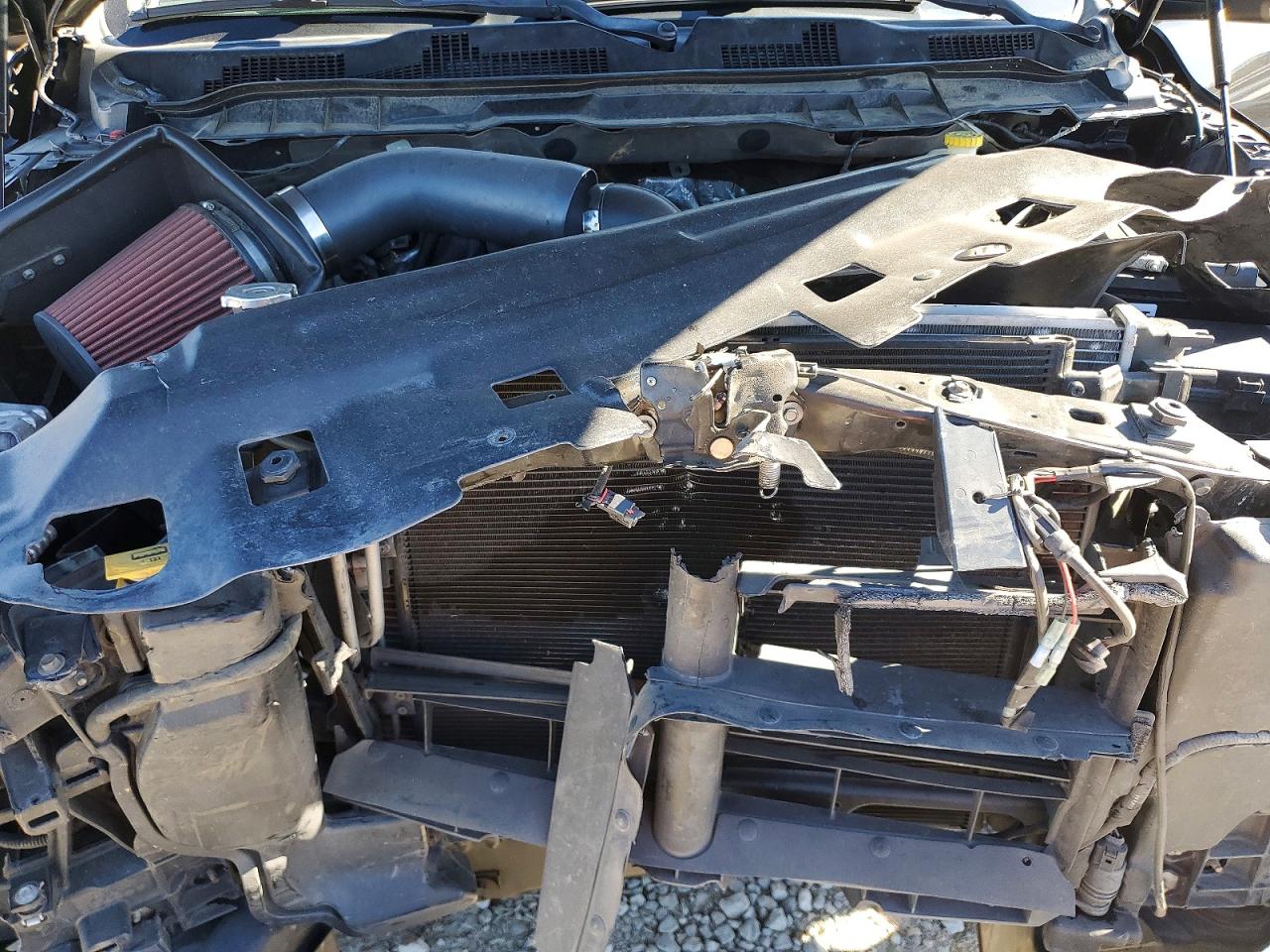 2016 RAM 1500 SLT photo 11