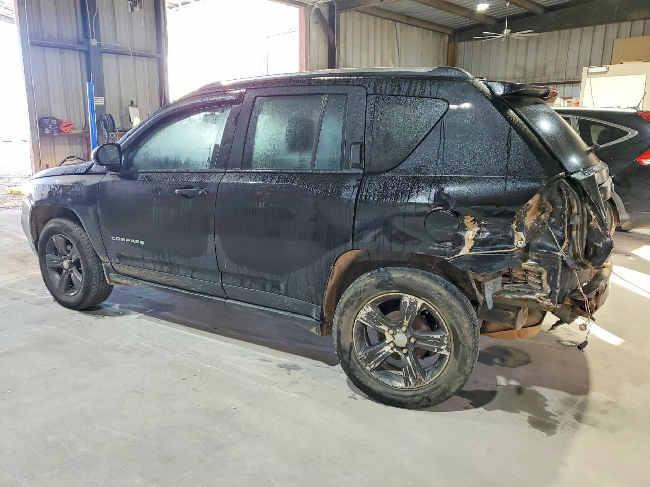 2017 JEEP COMPASS LATITUDE photo 2
