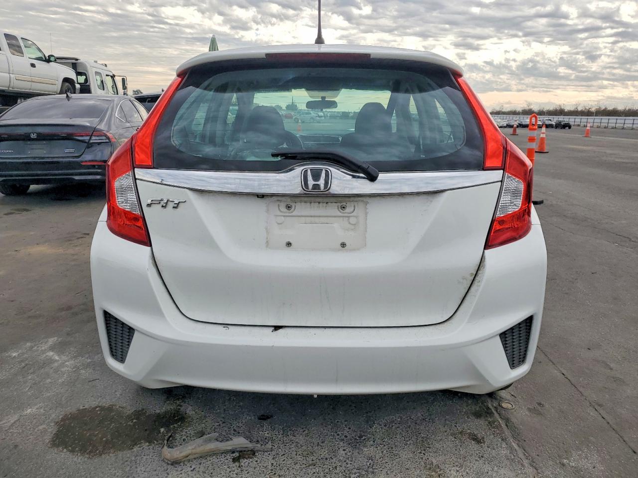 2015 HONDA FIT EX photo 6