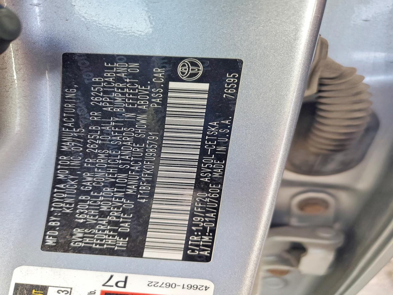 2015 TOYOTA CAMRY LE photo 23