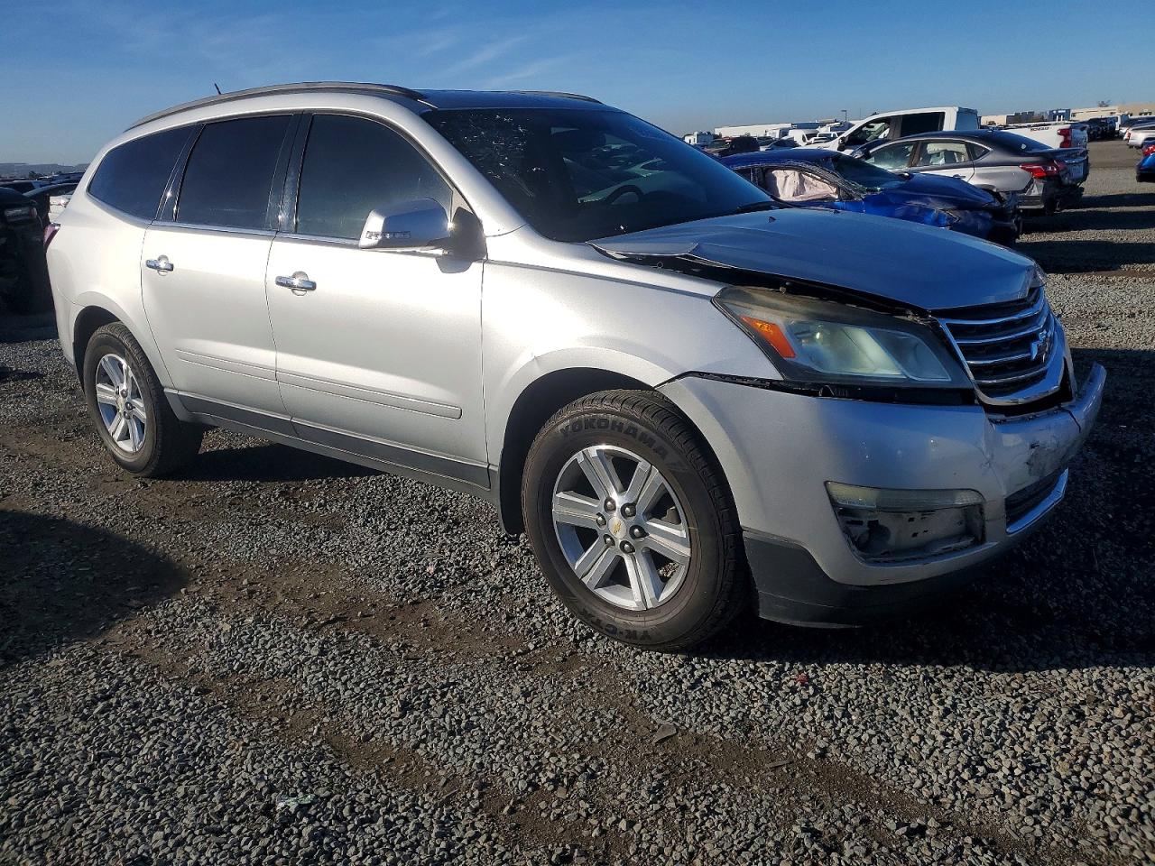 2014 CHEVROLET TRAVERSE LT photo 4