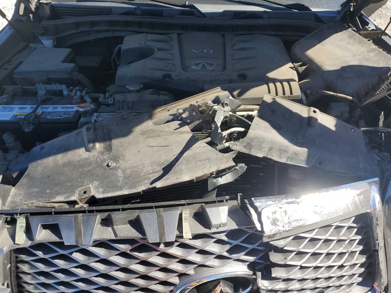 2019 INFINITI QX80 LUXE photo 12