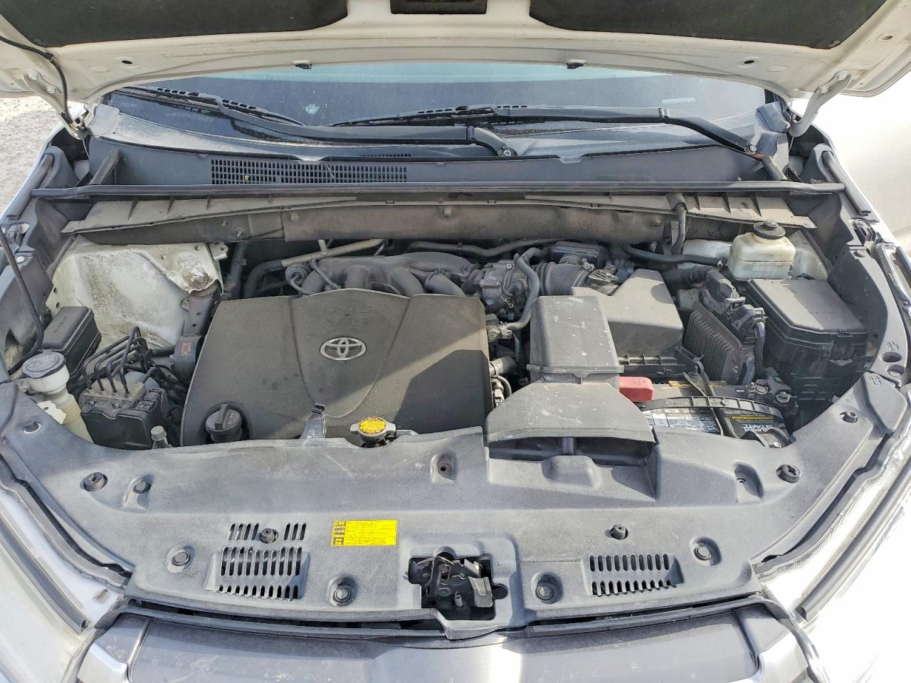 2017 TOYOTA HIGHLANDER XLE photo 12
