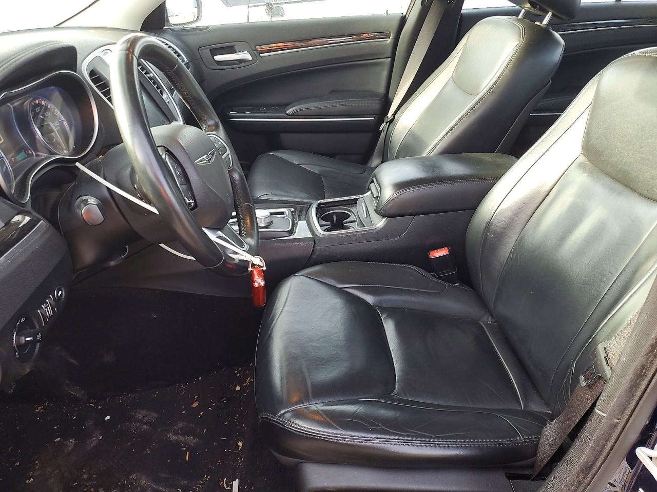 2016 CHRYSLER 300 LIMITED photo 7