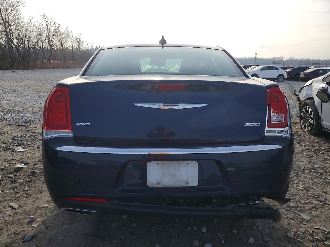 2016 CHRYSLER 300 LIMITED photo 6