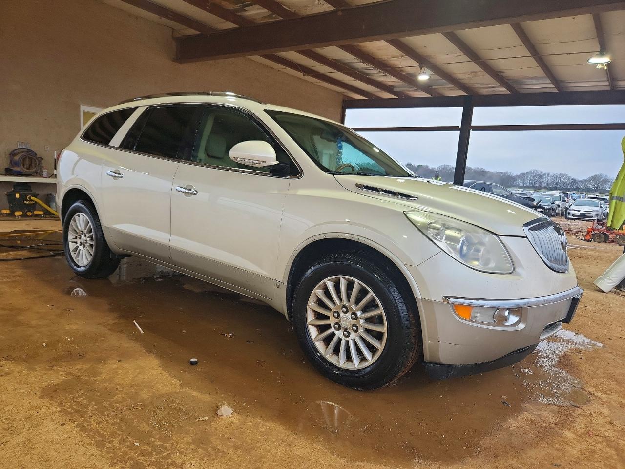 2008 BUICK ENCLAVE CXL photo 4