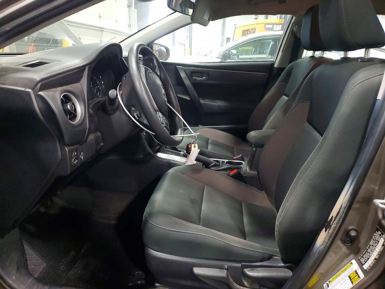2019 TOYOTA COROLLA L photo 7