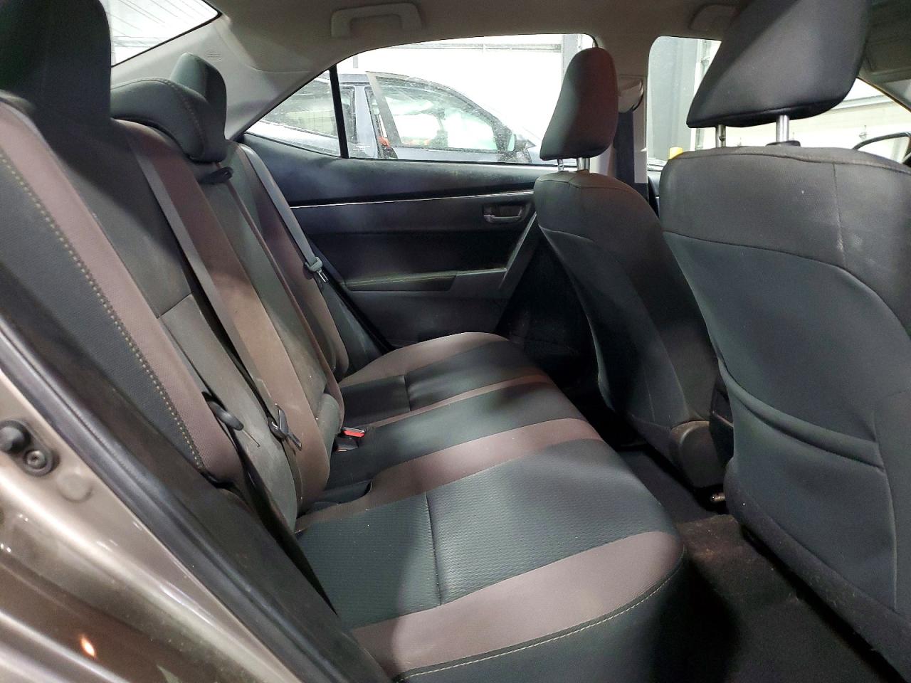 2019 TOYOTA COROLLA L photo 10