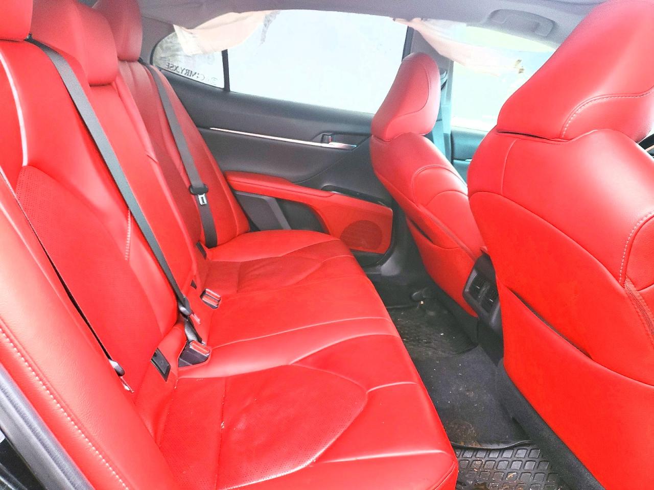 2019 TOYOTA CAMRY XSE photo 10