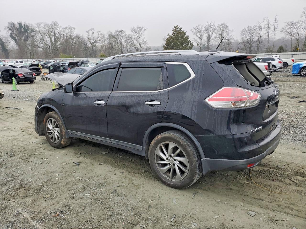 2014 NISSAN ROGUE S photo 2