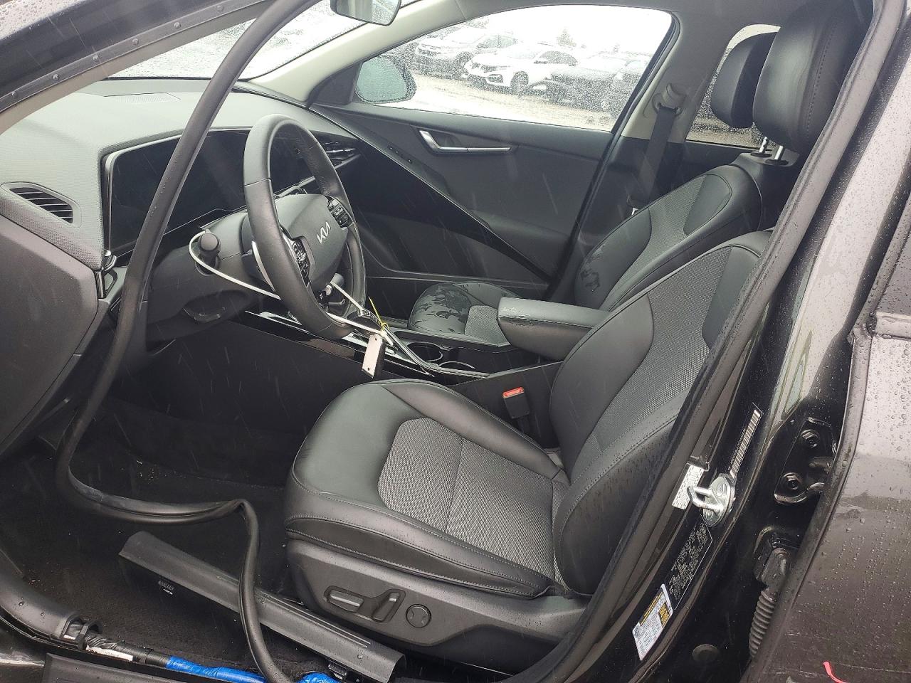 2023 KIA NIRO EX photo 7