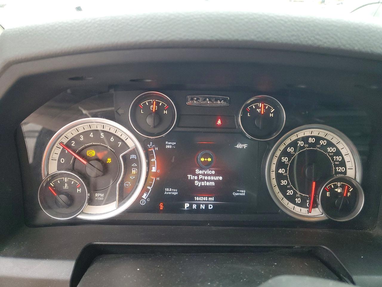 2013 RAM 1500 SLT photo 9