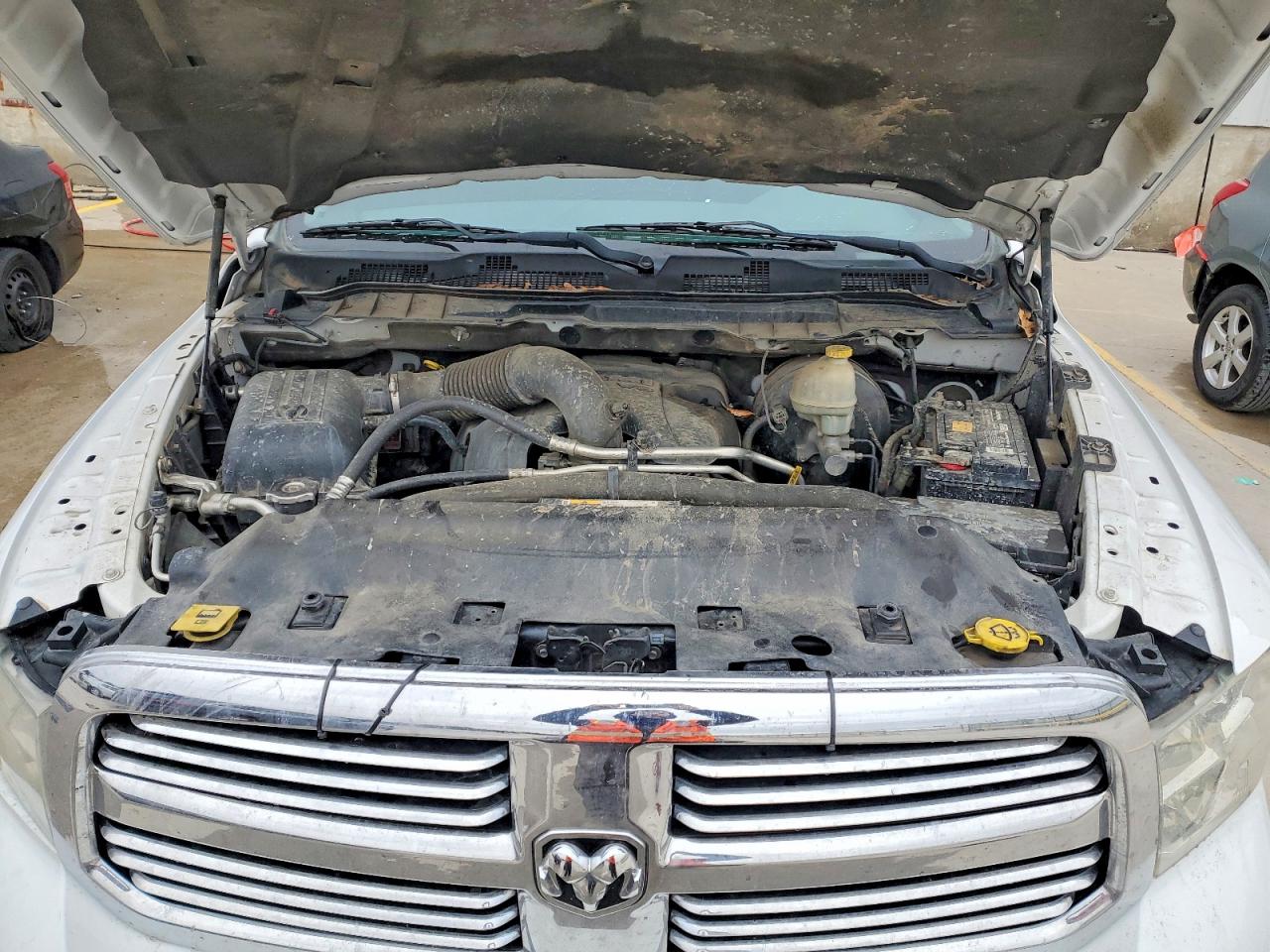 2013 RAM 1500 SLT photo 11