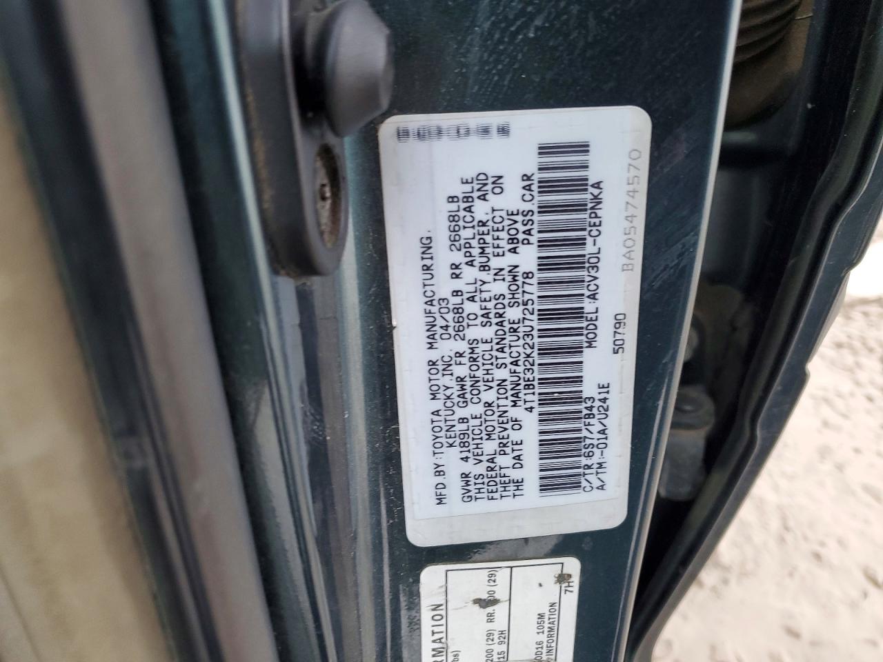 2003 TOYOTA CAMRY LE photo 12