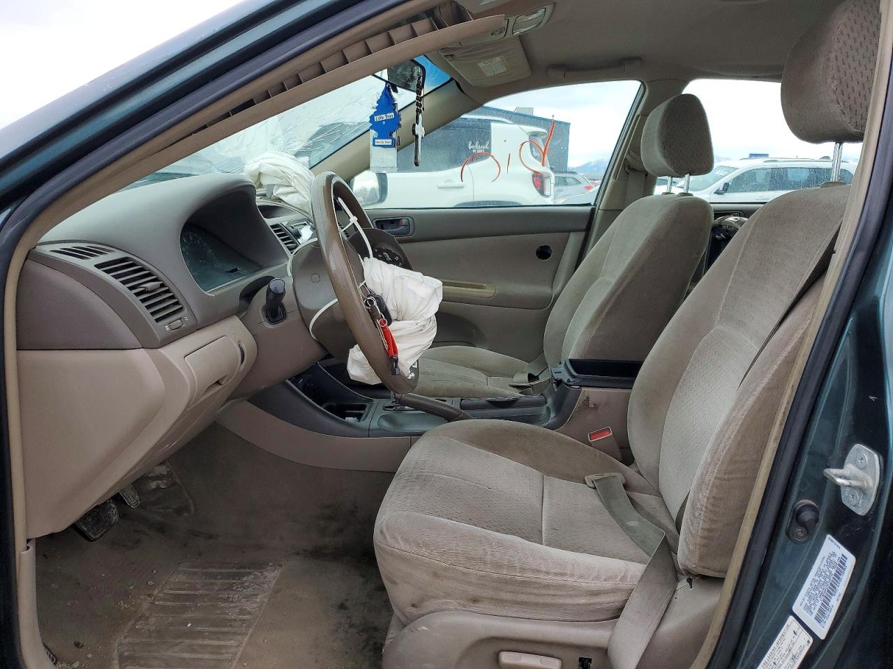 2003 TOYOTA CAMRY LE photo 7