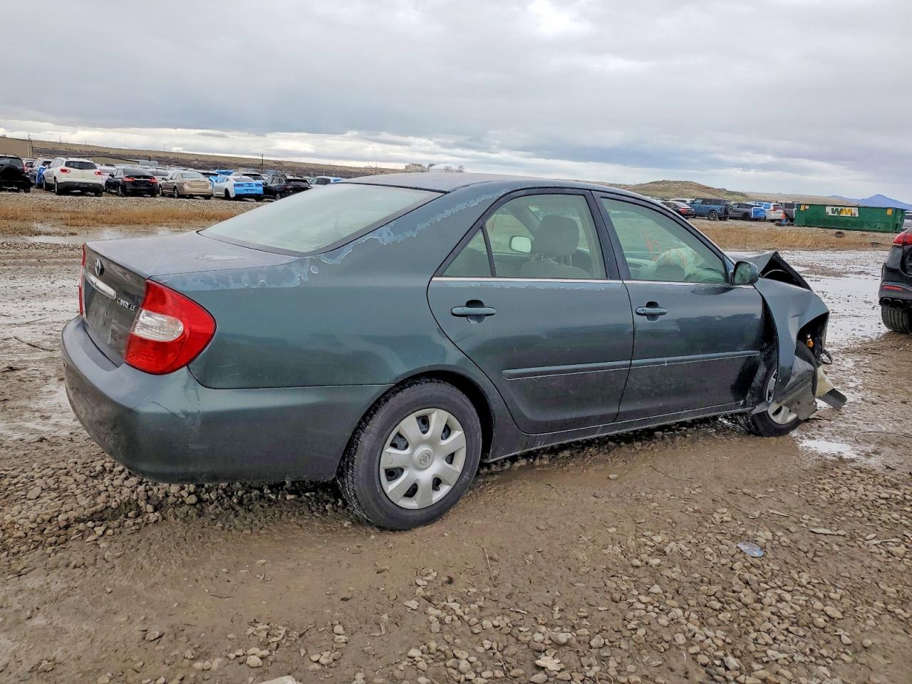 2003 TOYOTA CAMRY LE photo 3