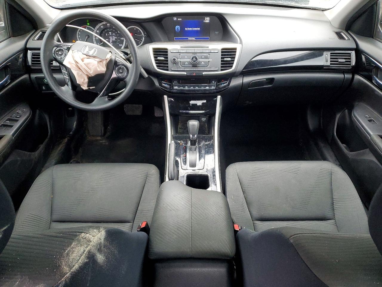 2017 HONDA ACCORD LX photo 8