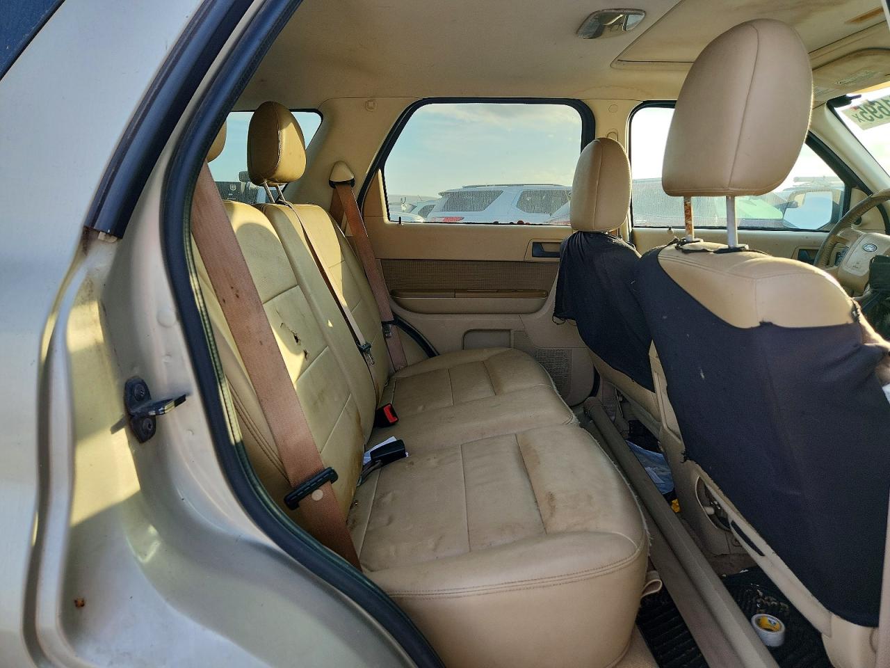2010 FORD ESCAPE photo 11