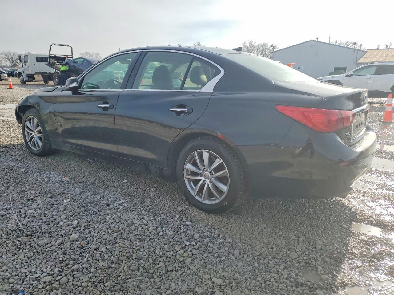 2015 INFINITI Q50 BASE photo 3