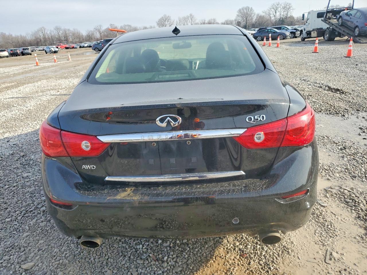 2015 INFINITI Q50 BASE photo 11