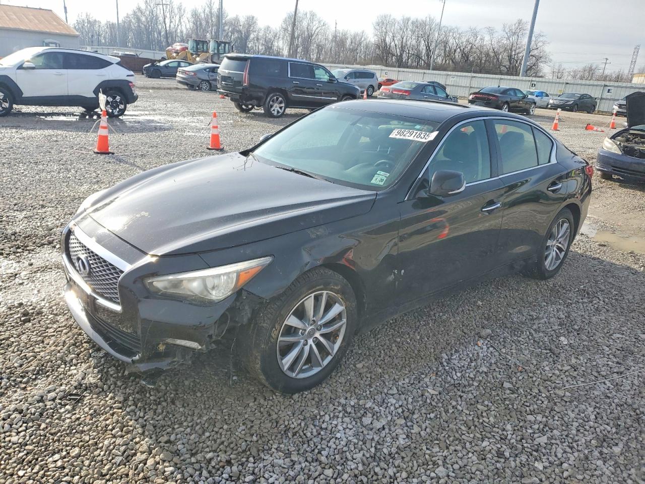 2015 INFINITI Q50