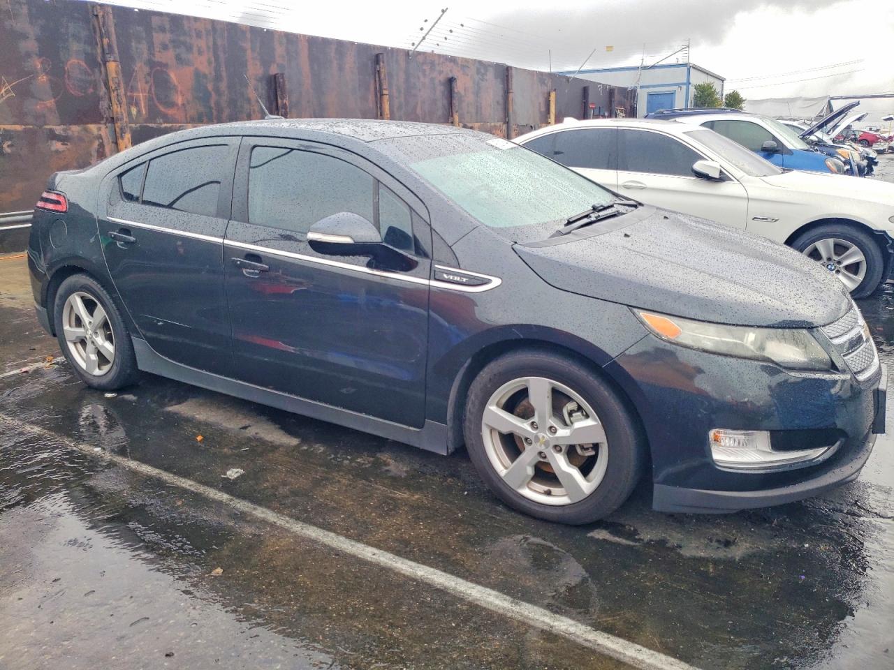 2014 CHEVROLET VOLT photo 4