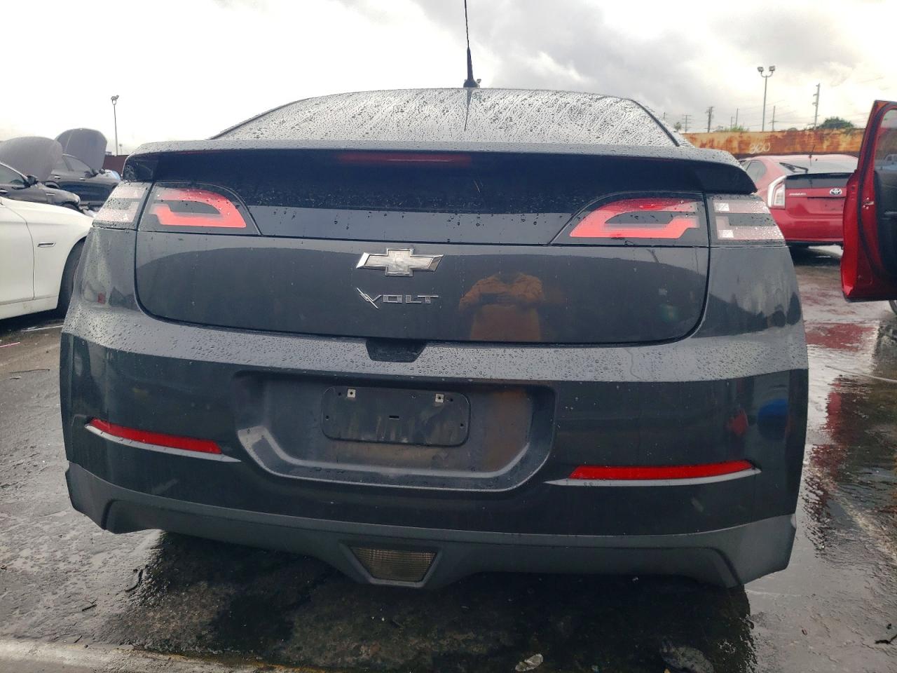 2014 CHEVROLET VOLT photo 6