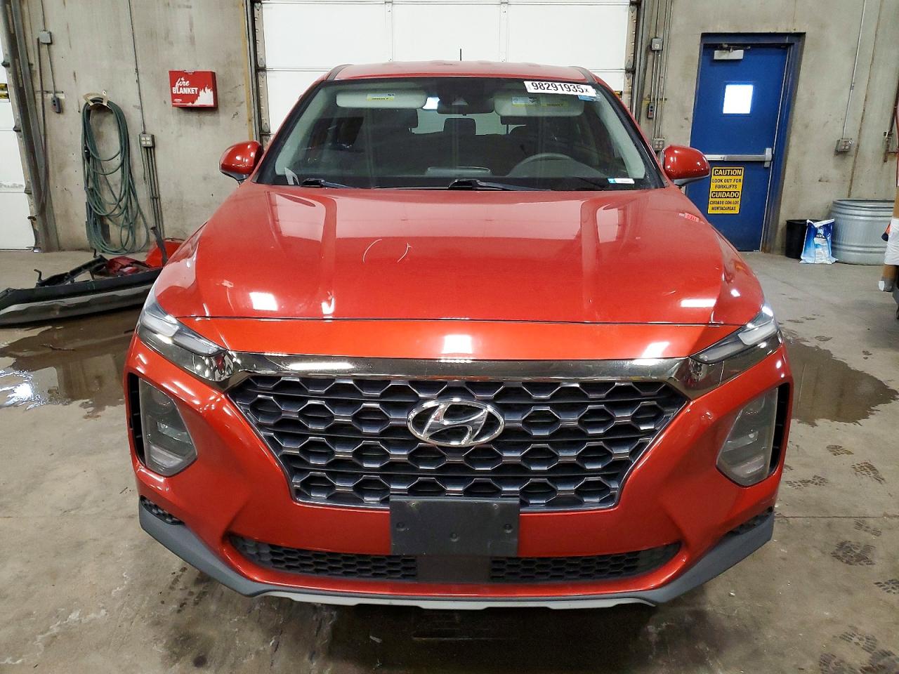 2019 HYUNDAI SANTA FE SE photo 5