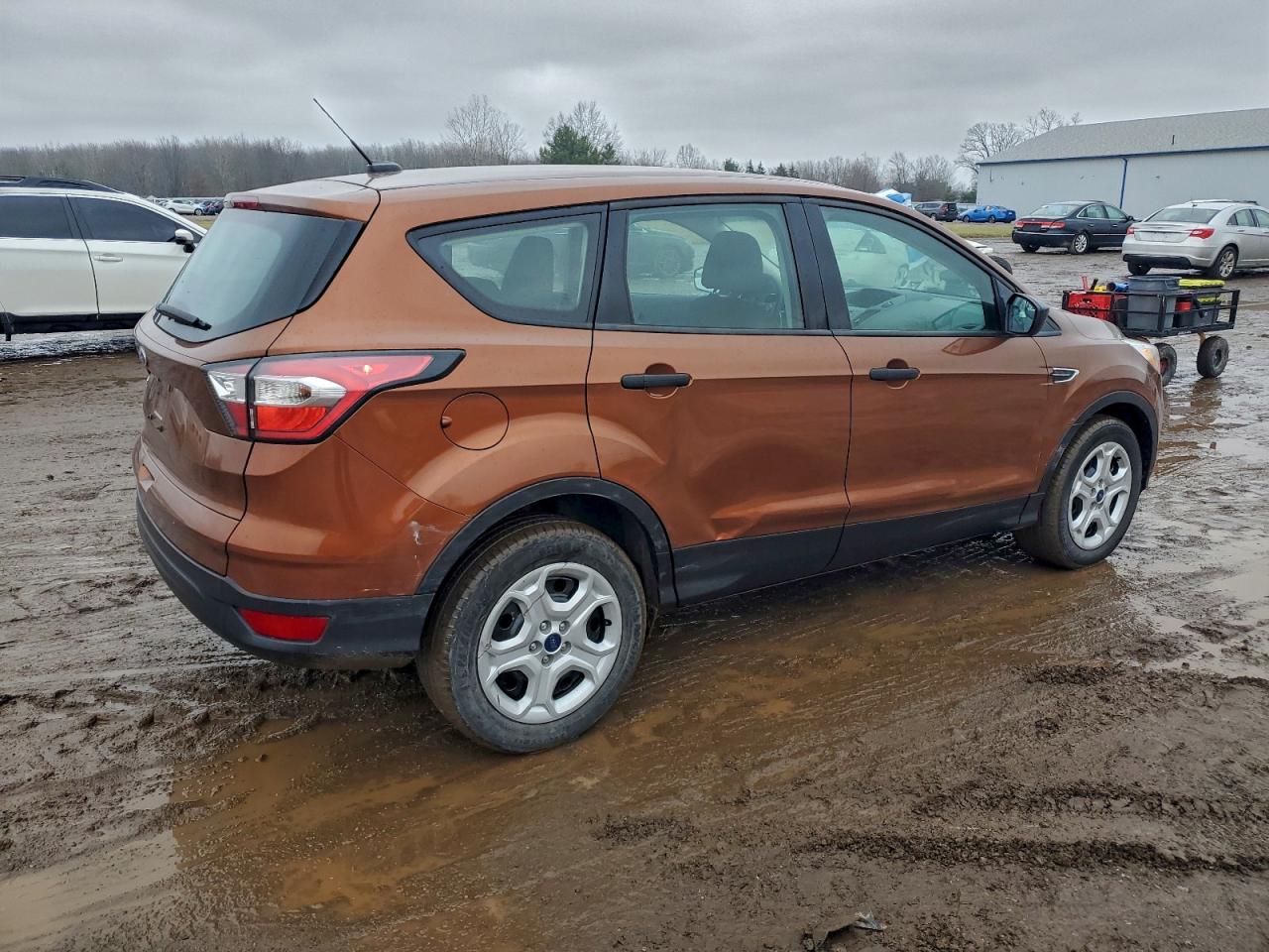 2017 FORD ESCAPE S photo 3