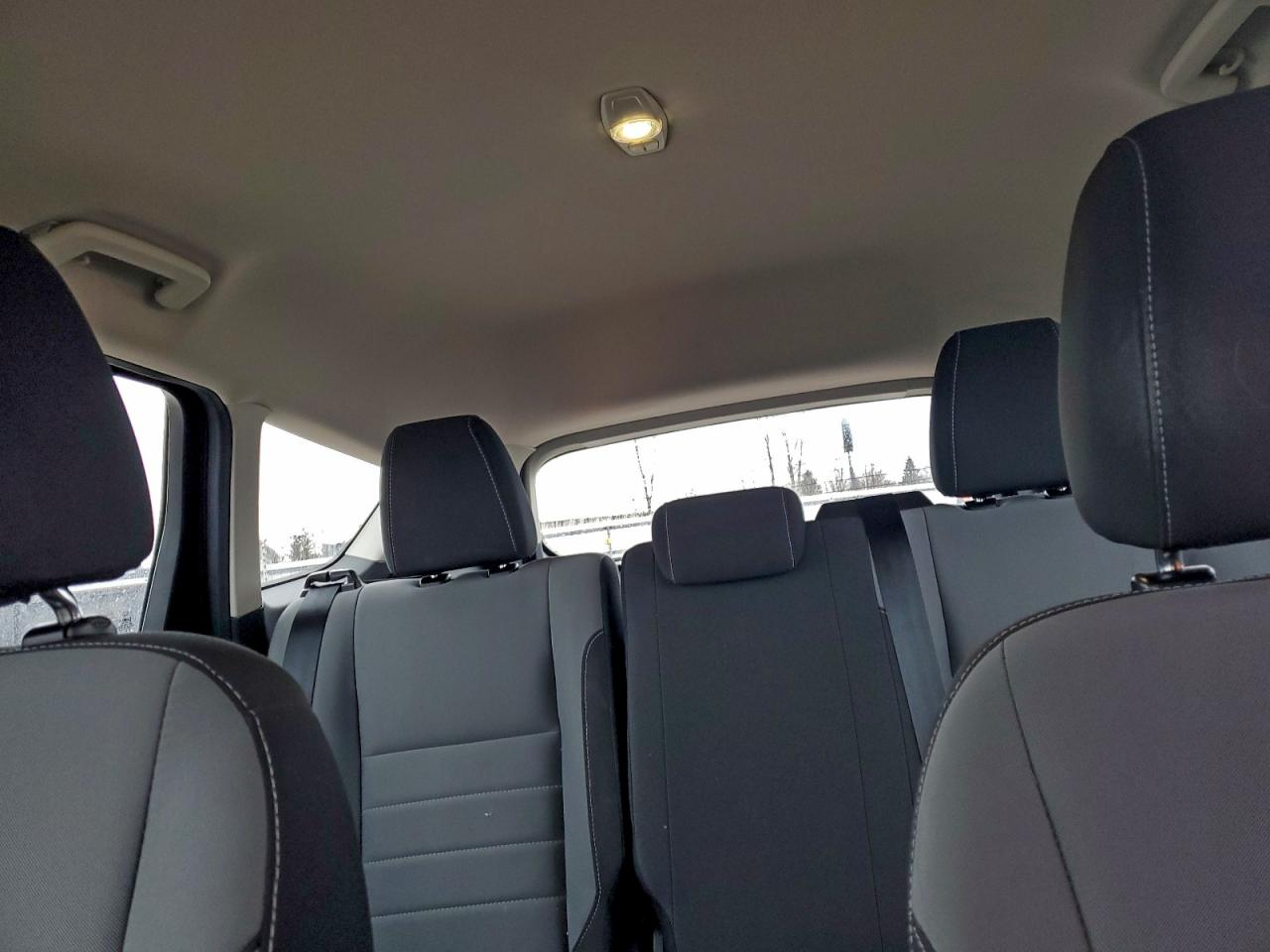 2017 FORD ESCAPE S photo 10