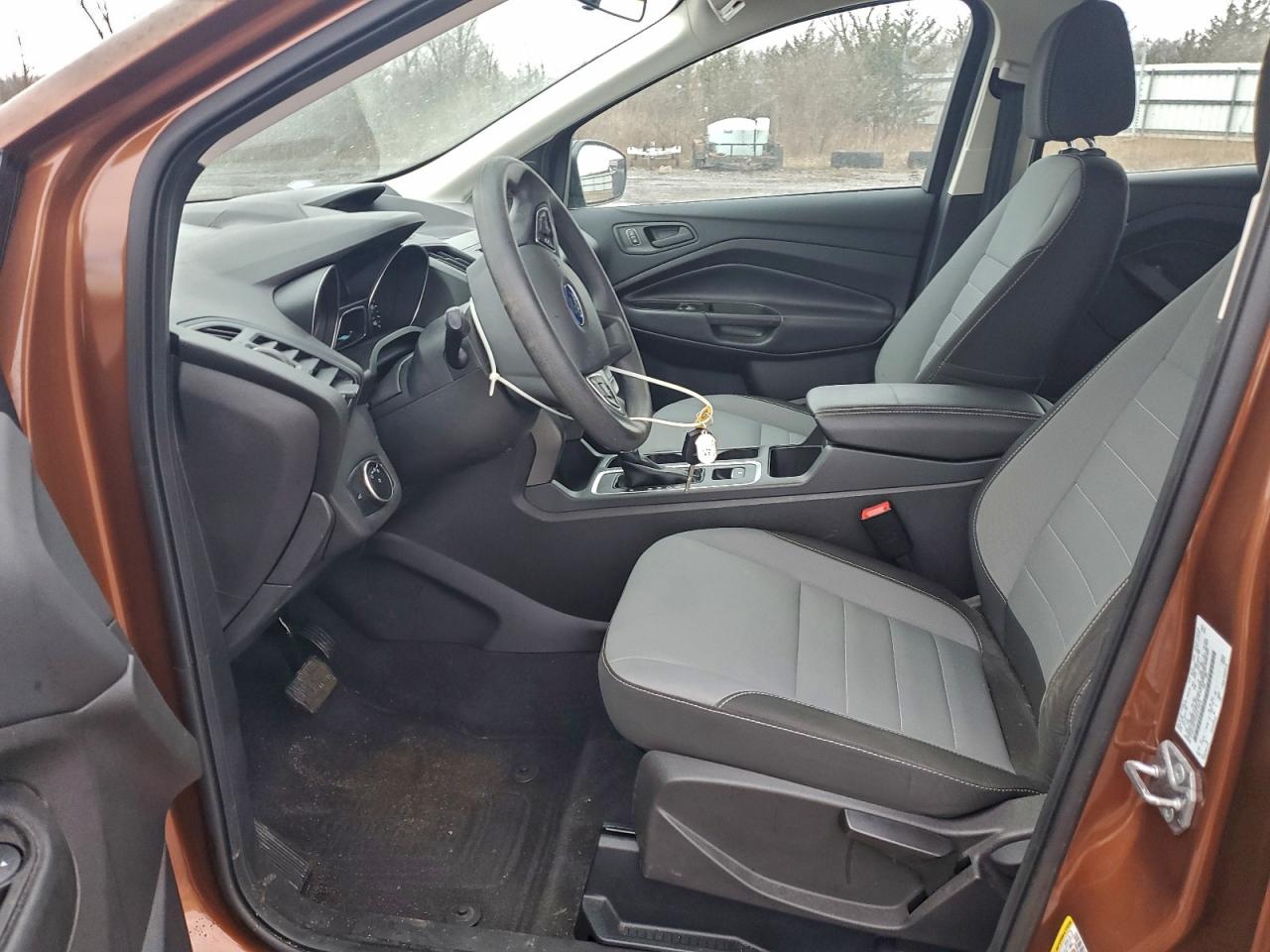 2017 FORD ESCAPE S photo 7