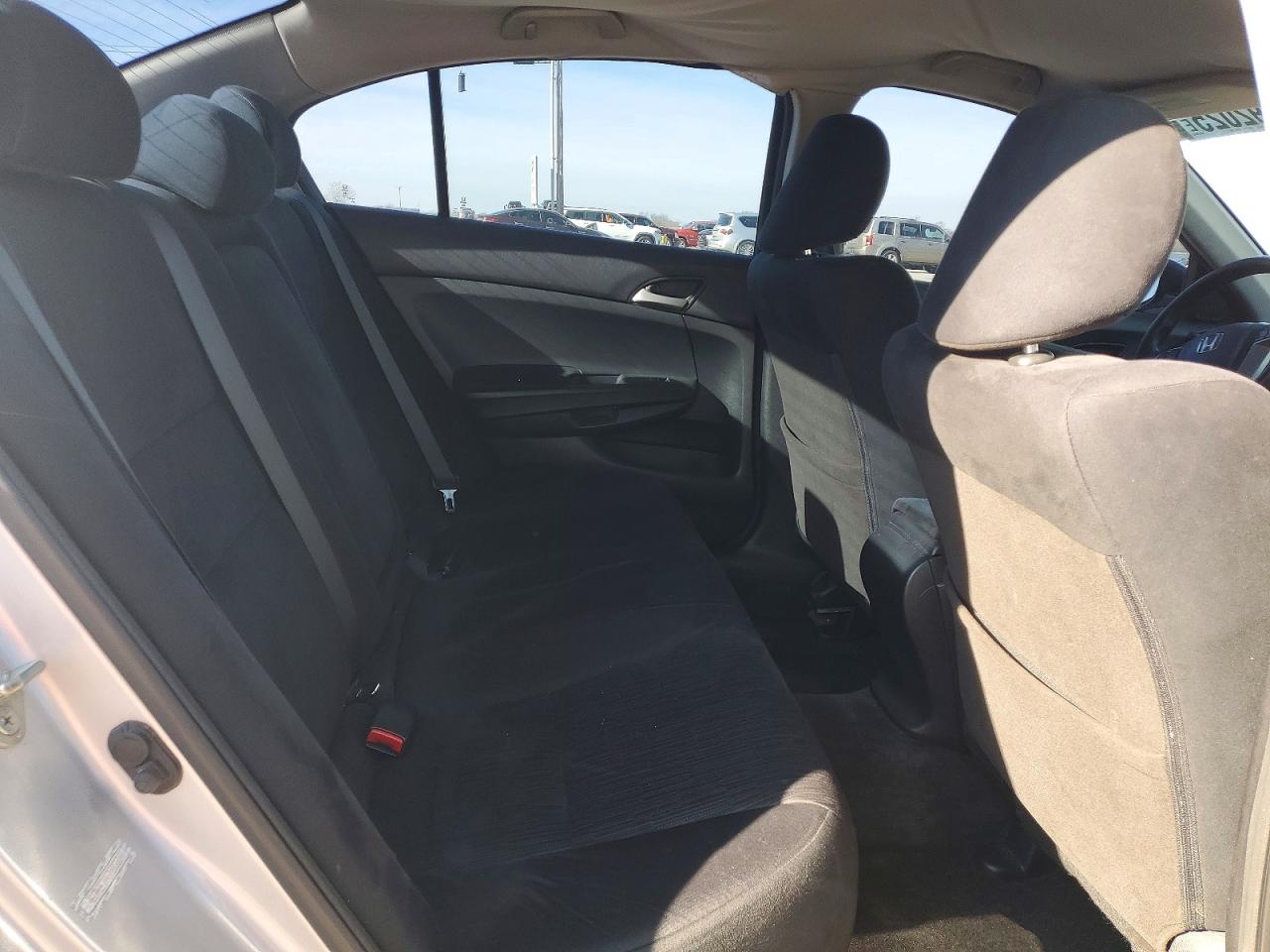 2012 HONDA ACCORD LX photo 10