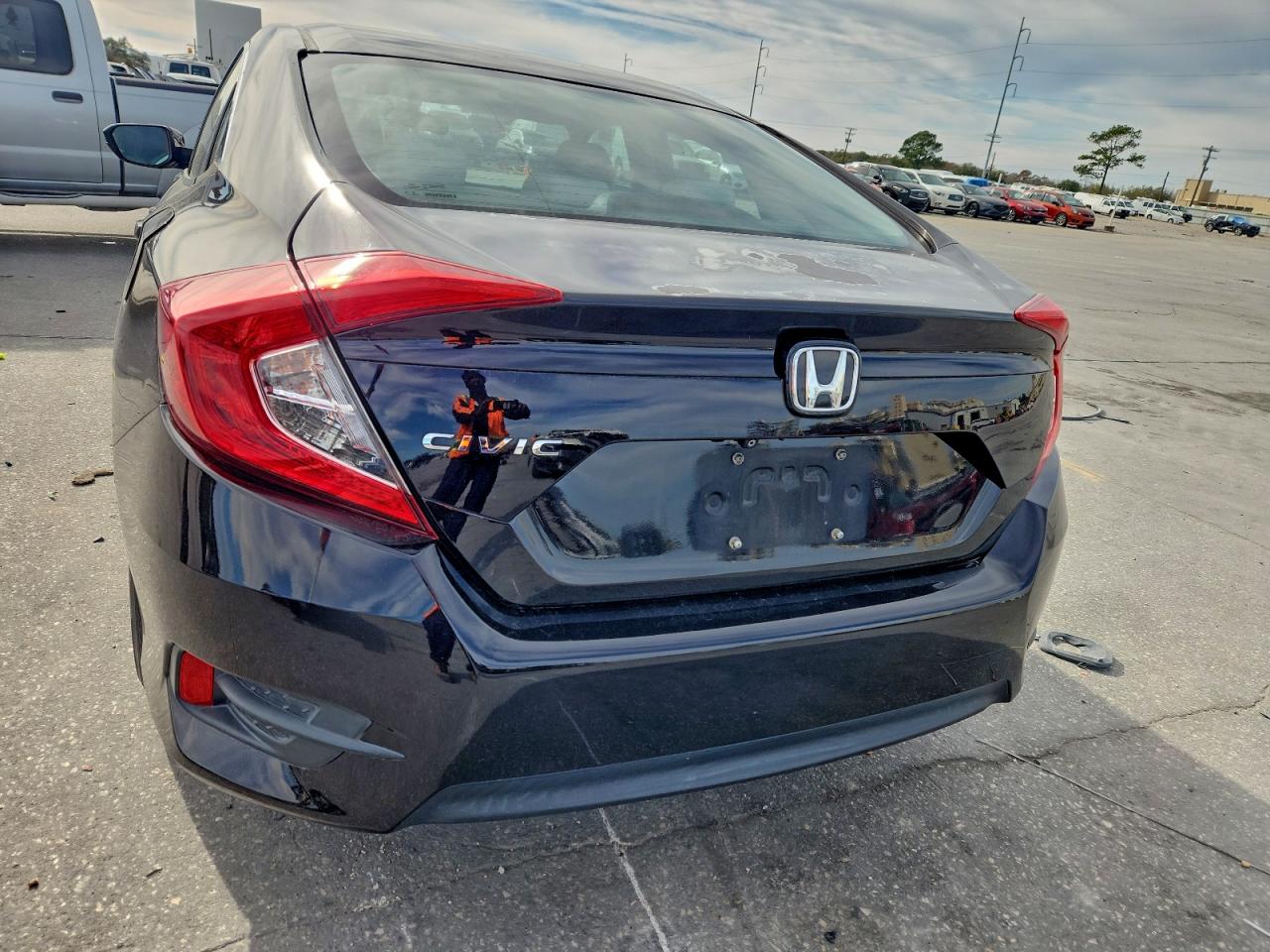 2016 HONDA CIVIC EX photo 6
