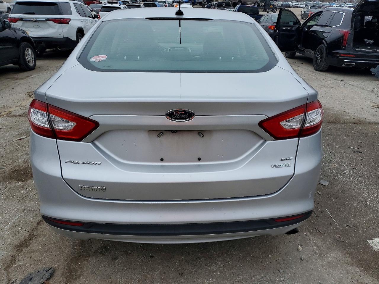 2014 FORD FUSION SE photo 6