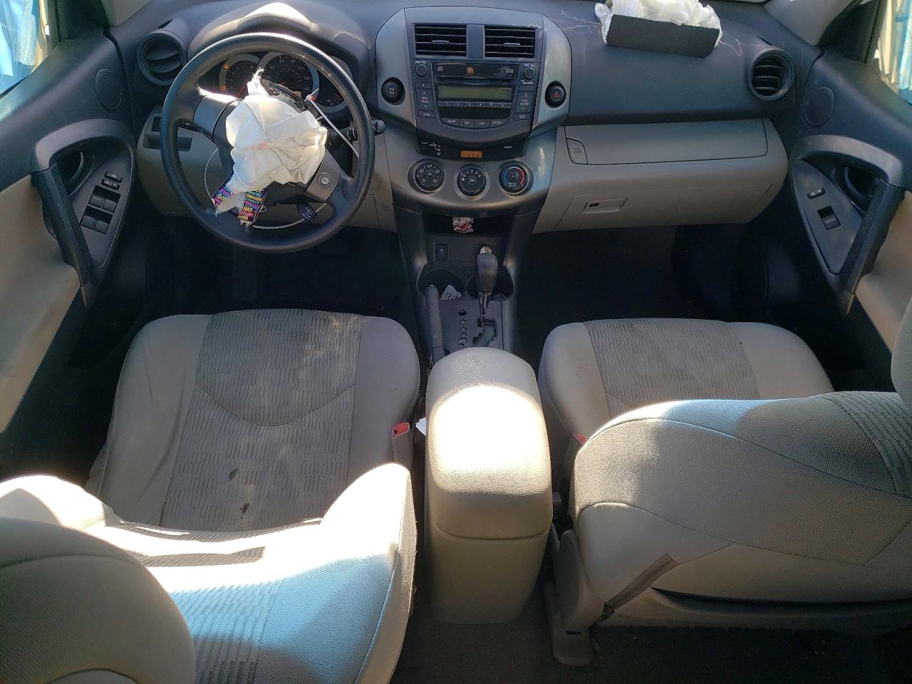 2011 TOYOTA RAV4 photo 15