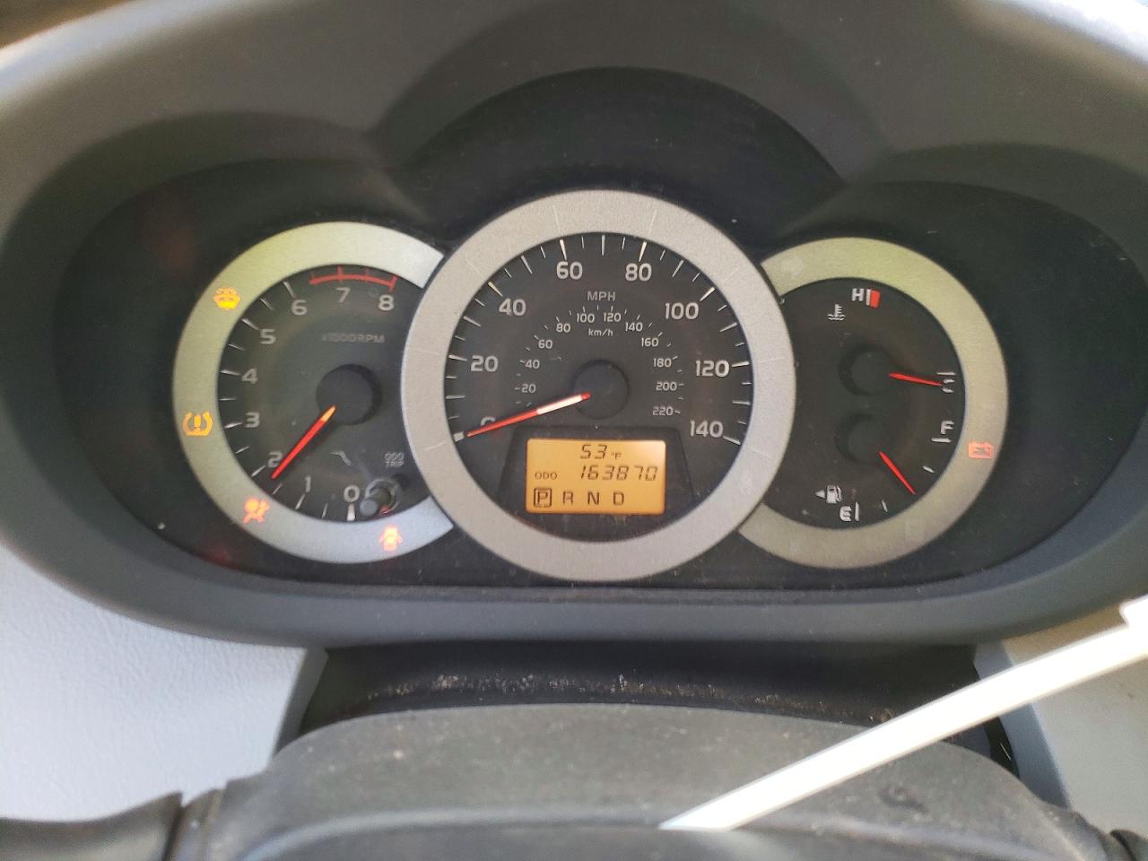 2011 TOYOTA RAV4 photo 17