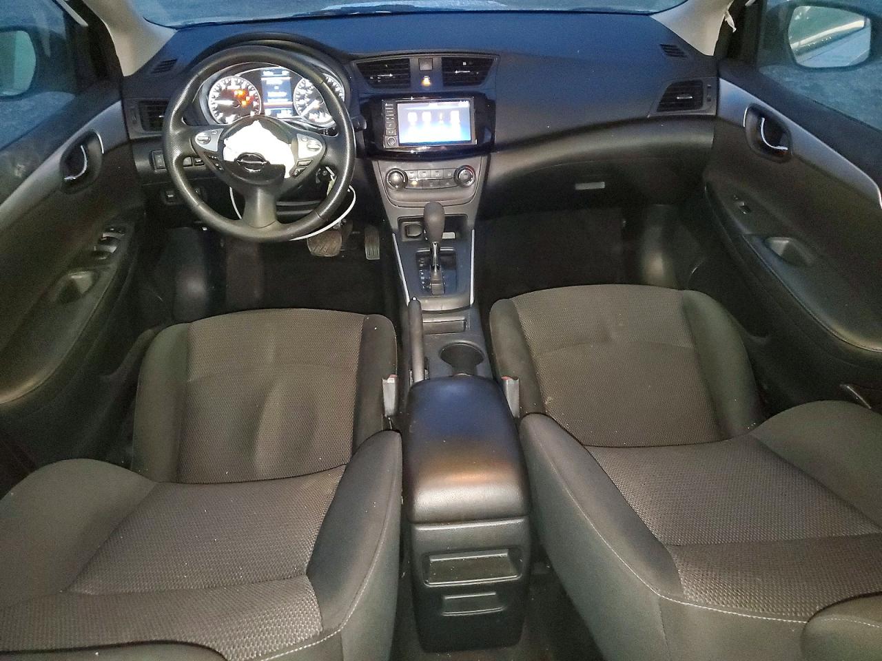 2019 NISSAN SENTRA S photo 8