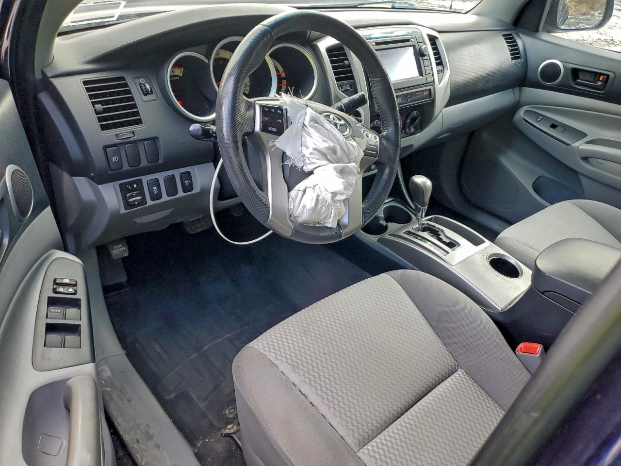 2013 TOYOTA TACOMA DOUBLE CAB photo 8