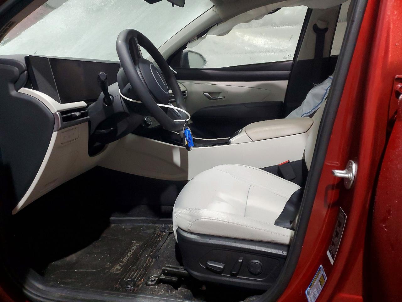2025 HYUNDAI TUCSON SEL photo 13