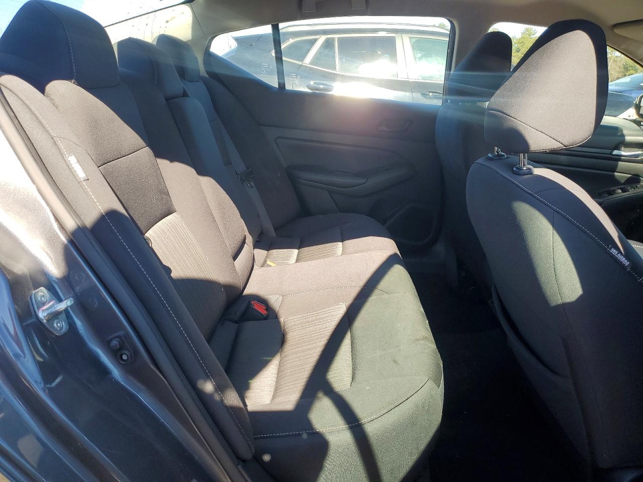 2024 NISSAN ALTIMA SV photo 10