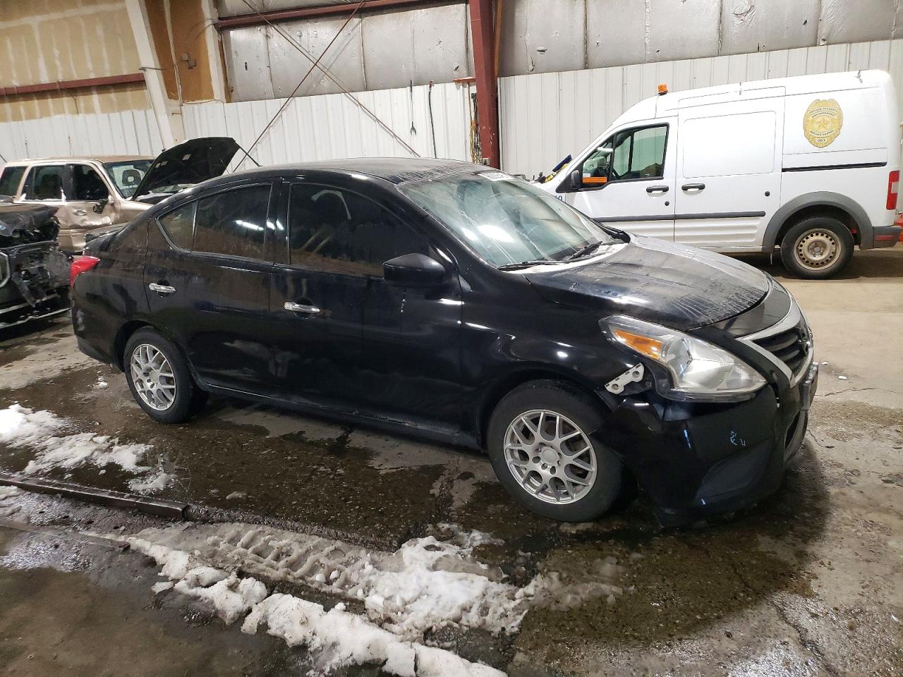 2019 NISSAN VERSA S photo 4