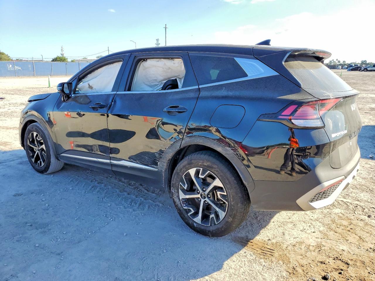 2023 KIA SPORTAGE EX photo 2