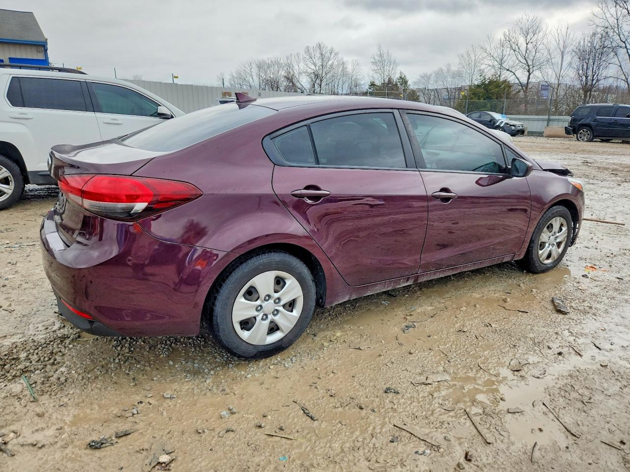 2017 KIA FORTE LX photo 3