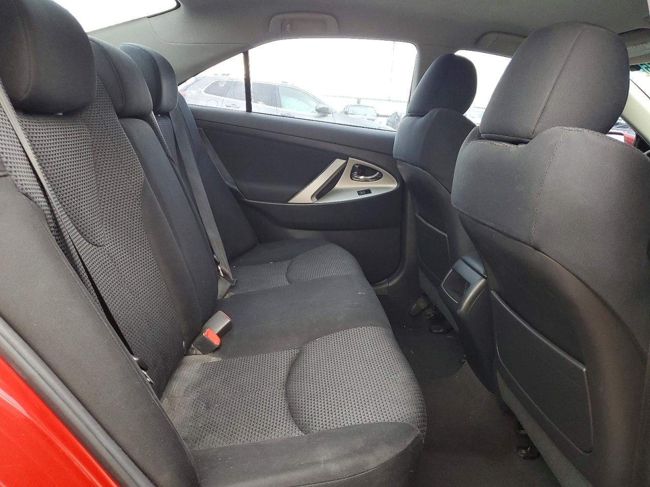 2011 TOYOTA CAMRY BASE photo 10