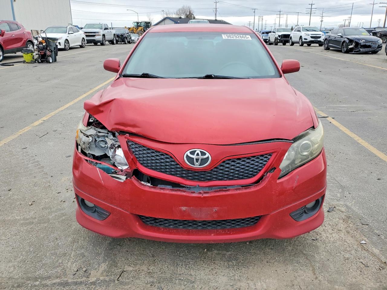 2011 TOYOTA CAMRY BASE photo 5