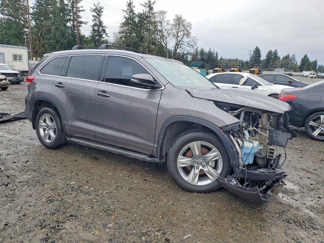 2017 TOYOTA HIGHLANDER LIMITED photo 4