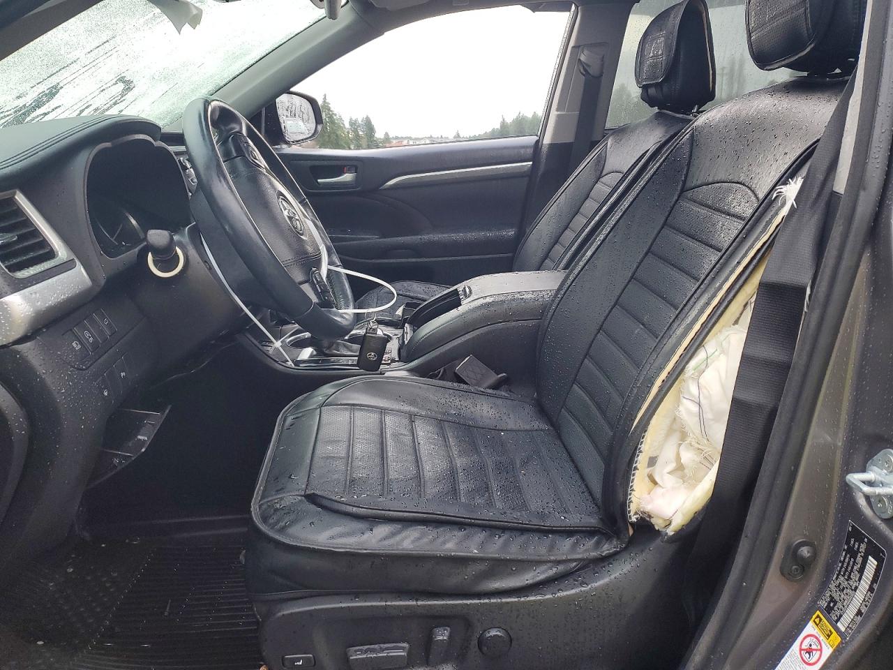 2017 TOYOTA HIGHLANDER LIMITED photo 7